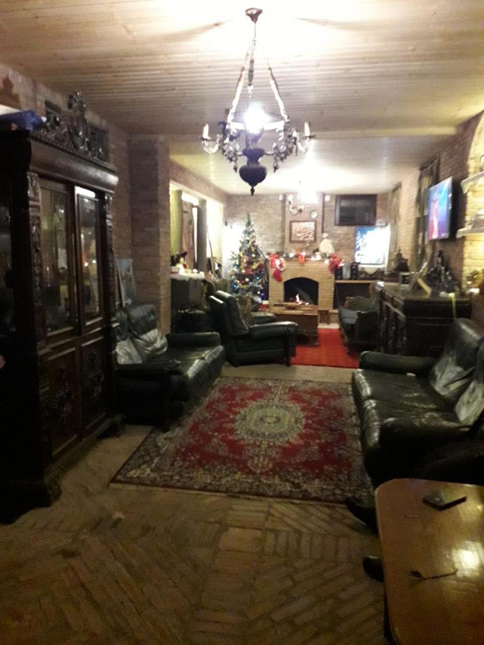 Guest House Temuri Batumi Bagian luar foto